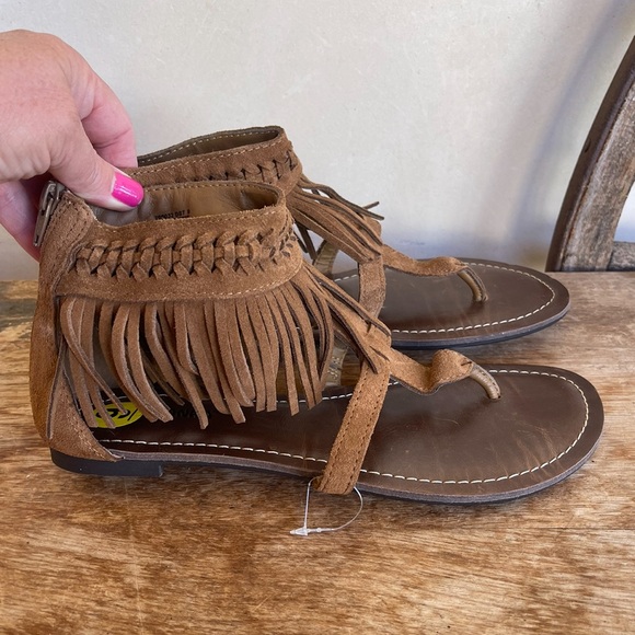 MINNETONKA Brown Suede Fringed Woven  Western Southwestern Summer Sandals 9M NEW - Picture 1 of 12